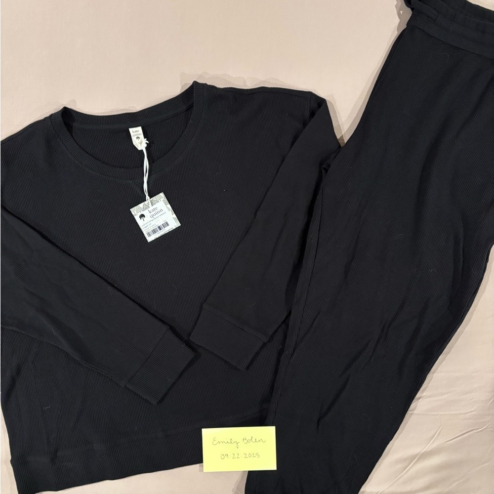 Kate Quinn Women’s Jogger Set